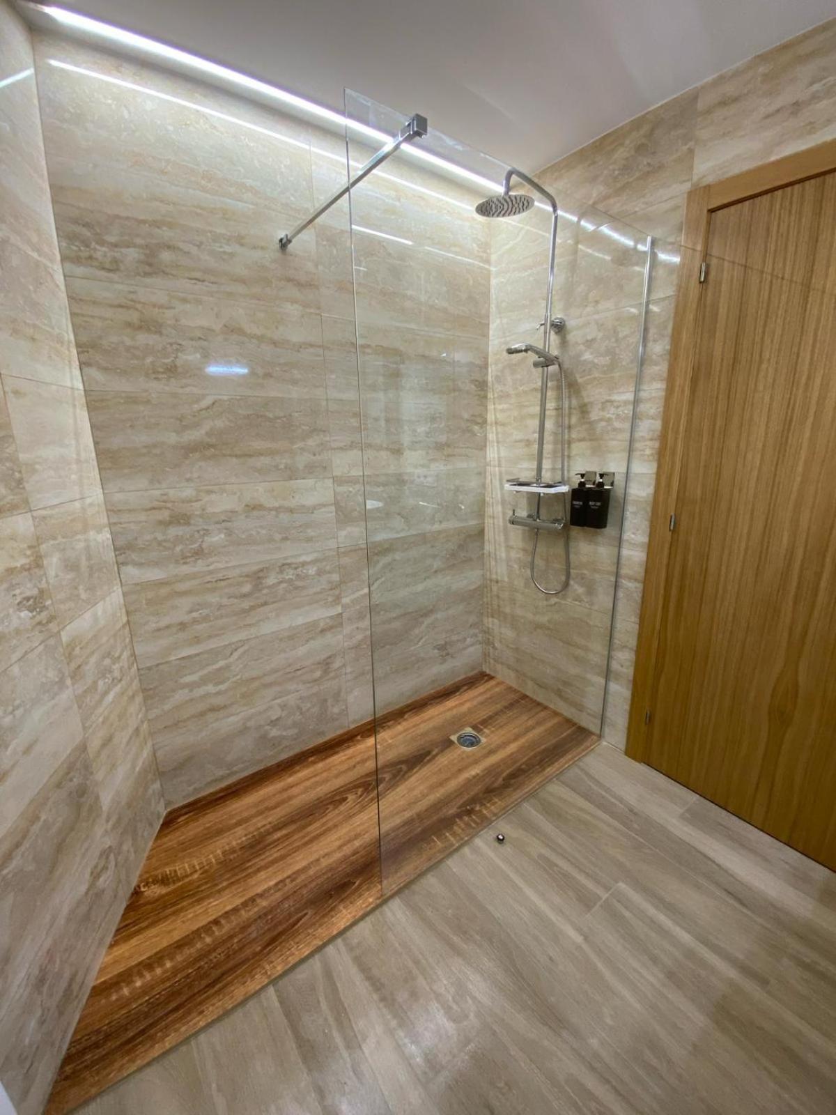 Apartamentos Luisa Сантьяго-де-Компостела Экстерьер фото